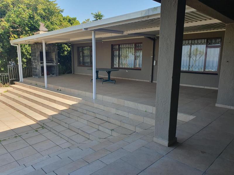 4 Bedroom Property for Sale in Hibberdene KwaZulu-Natal