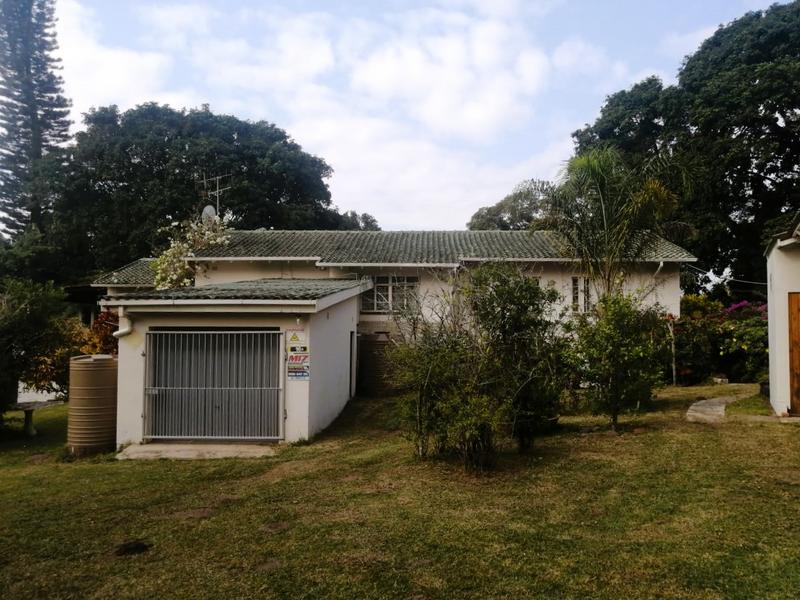 5 Bedroom Property for Sale in Umtentweni KwaZulu-Natal