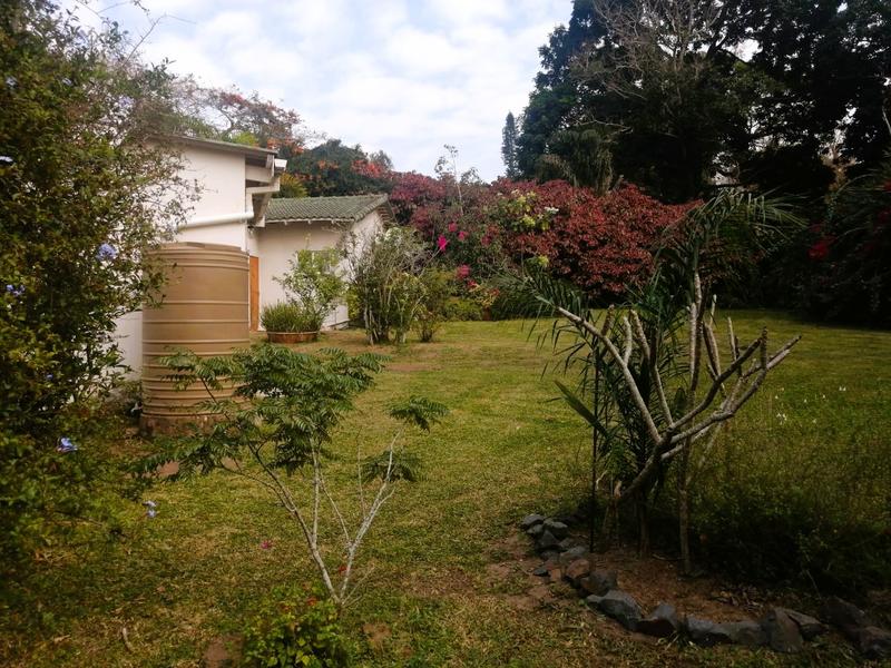 5 Bedroom Property for Sale in Umtentweni KwaZulu-Natal