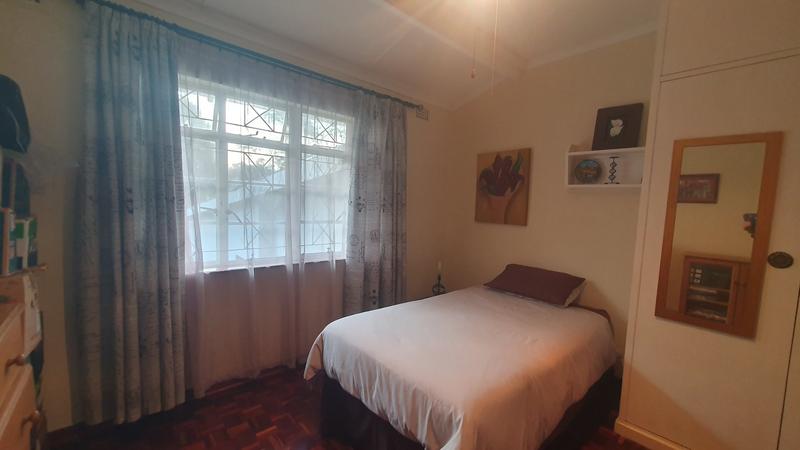 5 Bedroom Property for Sale in Umtentweni KwaZulu-Natal