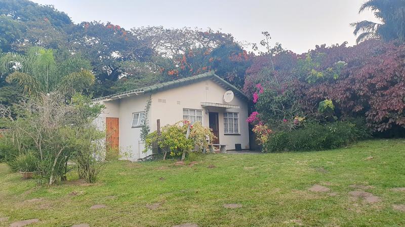 5 Bedroom Property for Sale in Umtentweni KwaZulu-Natal