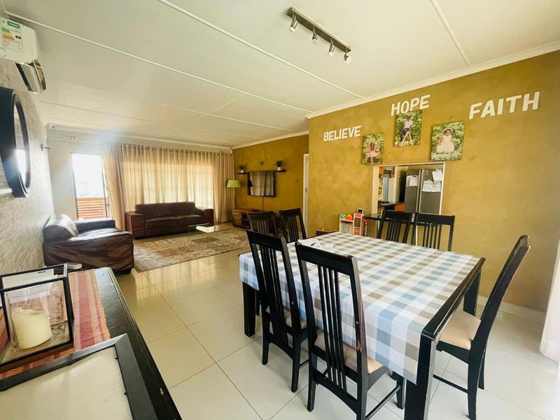 3 Bedroom Property for Sale in Yellowwood Park KwaZulu-Natal