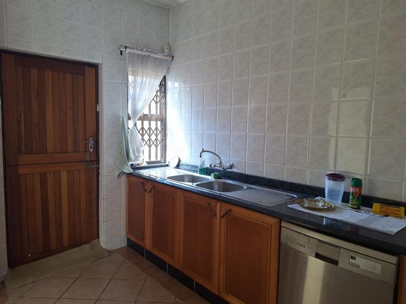 4 Bedroom Property for Sale in Scottburgh KwaZulu-Natal