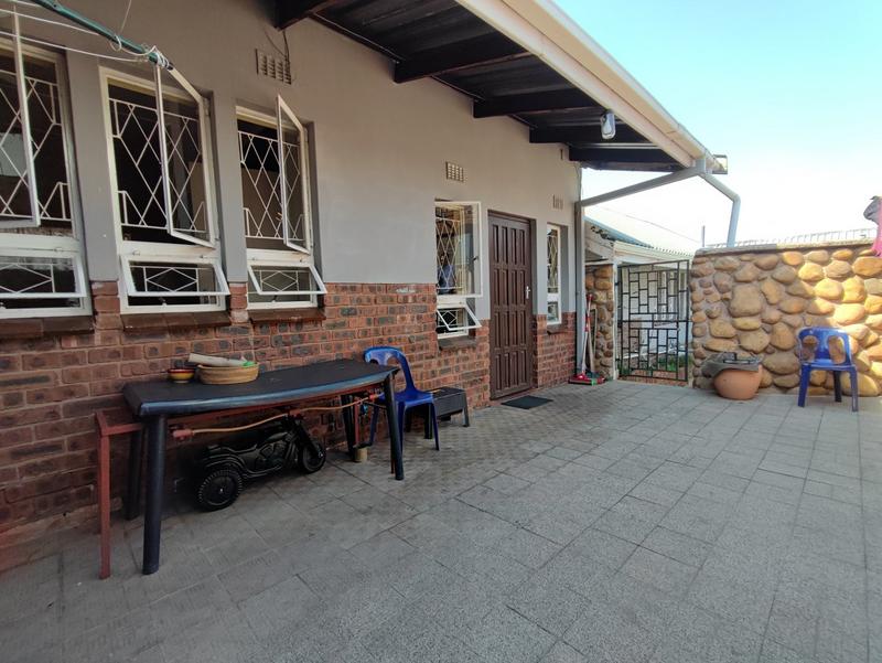 4 Bedroom Property for Sale in Newholme KwaZulu-Natal