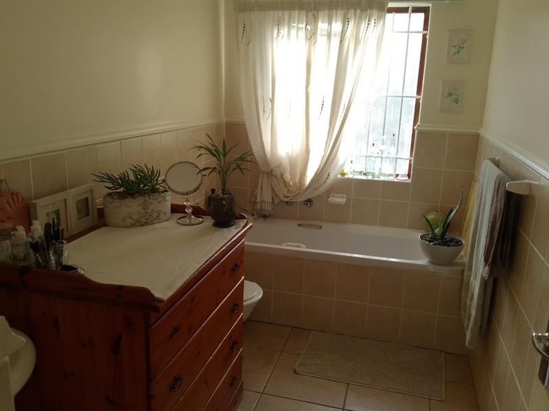 To Let 2 Bedroom Property for Rent in Sheffield Beach KwaZulu-Natal