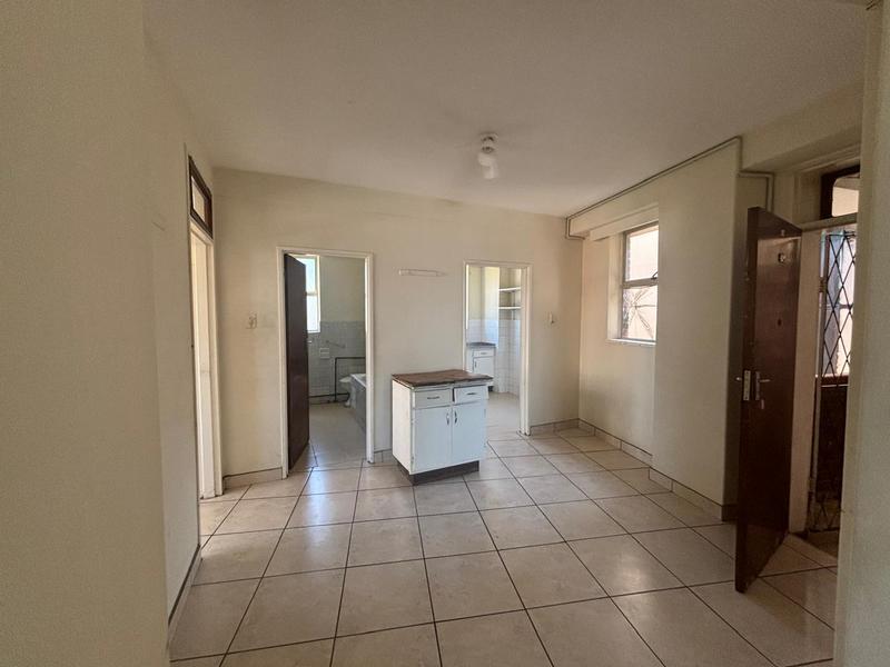 To Let 1 Bedroom Property for Rent in Esplanade KwaZulu-Natal