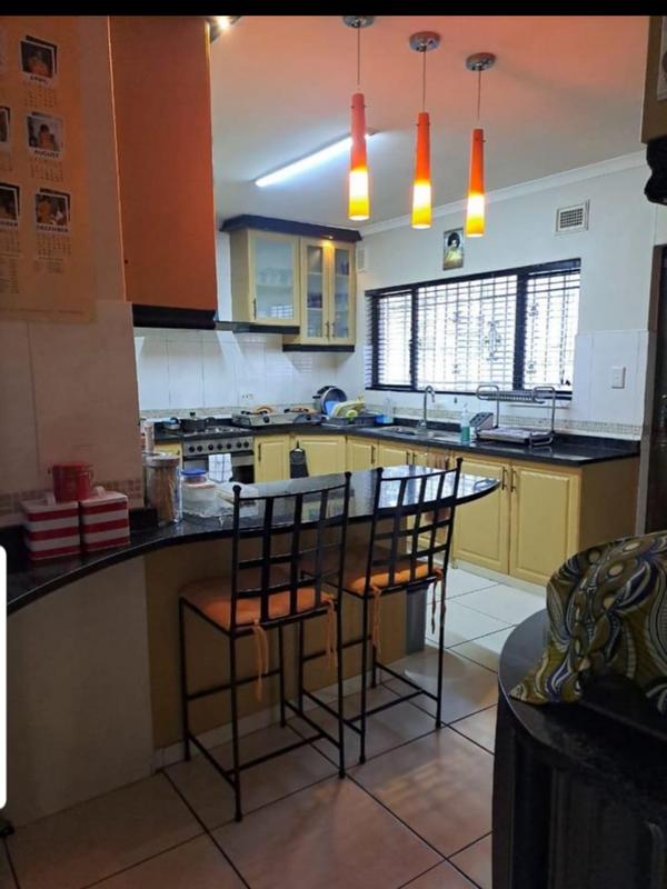 3 Bedroom Property for Sale in Queensburgh KwaZulu-Natal