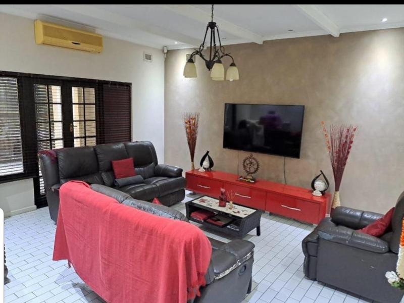 3 Bedroom Property for Sale in Queensburgh KwaZulu-Natal