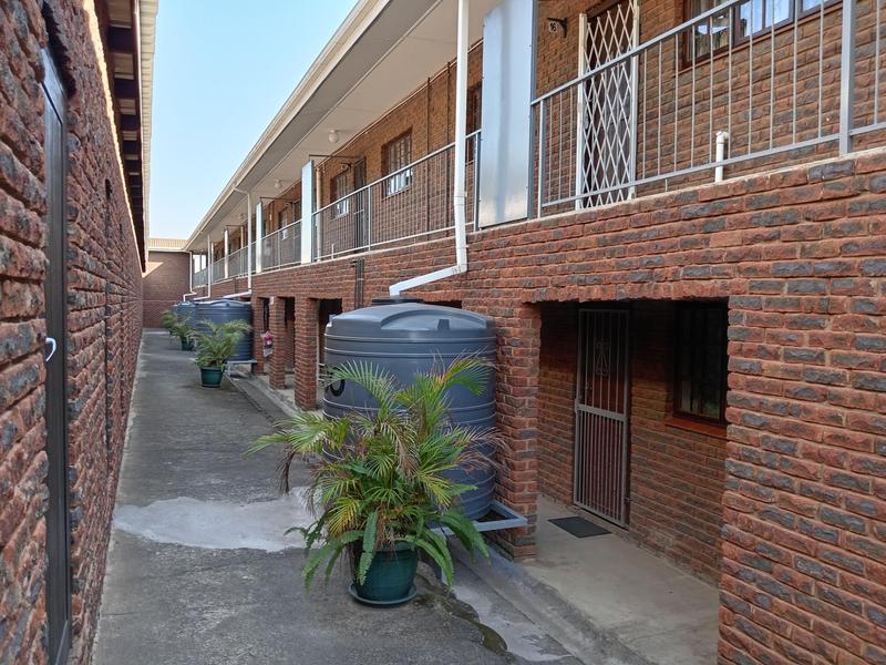 2 Bedroom Property for Sale in Scottburgh KwaZulu-Natal