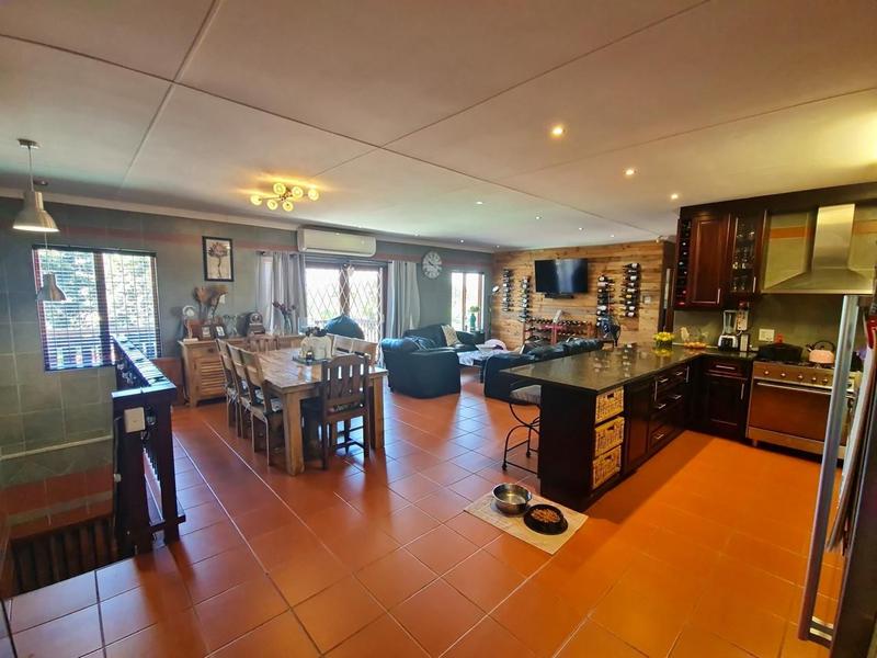 5 Bedroom Property for Sale in Yellowwood Park KwaZulu-Natal