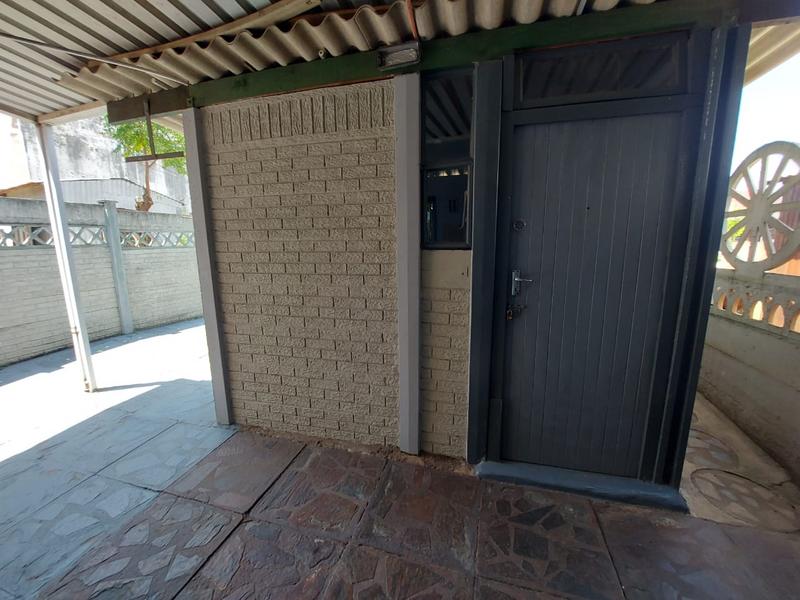 3 Bedroom Property for Sale in Northcroft KwaZulu-Natal