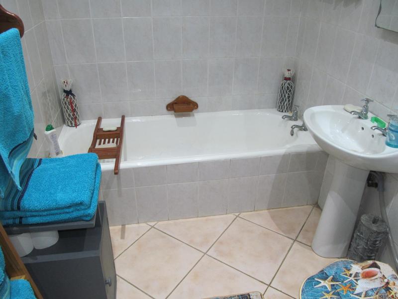 2 Bedroom Property for Sale in Southport KwaZulu-Natal