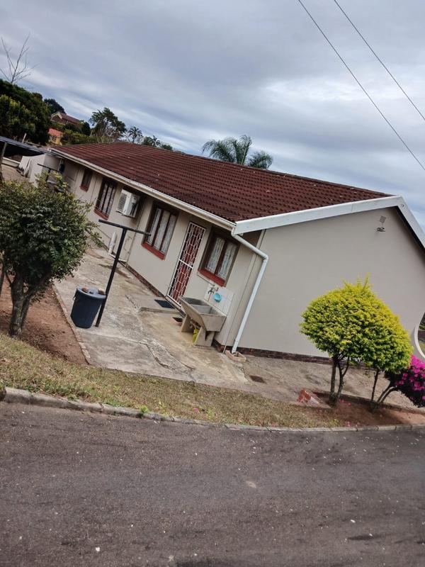 4 Bedroom Property for Sale in Wyebank KwaZulu-Natal