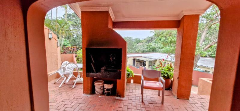 6 Bedroom Property for Sale in Trafalgar KwaZulu-Natal