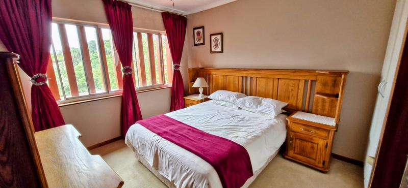 6 Bedroom Property for Sale in Trafalgar KwaZulu-Natal