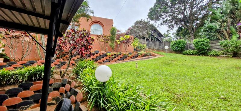 6 Bedroom Property for Sale in Trafalgar KwaZulu-Natal