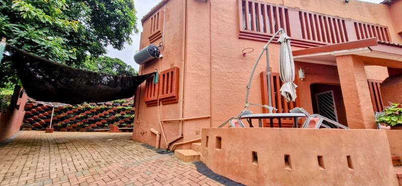 6 Bedroom Property for Sale in Trafalgar KwaZulu-Natal