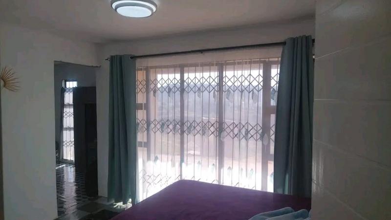 3 Bedroom Property for Sale in Umlazi KwaZulu-Natal