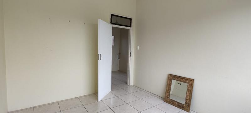 To Let 1 Bedroom Property for Rent in Overport KwaZulu-Natal