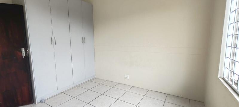 To Let 1 Bedroom Property for Rent in Overport KwaZulu-Natal