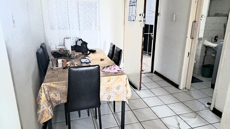 1 Bedroom Property for Sale in North Beach KwaZulu-Natal