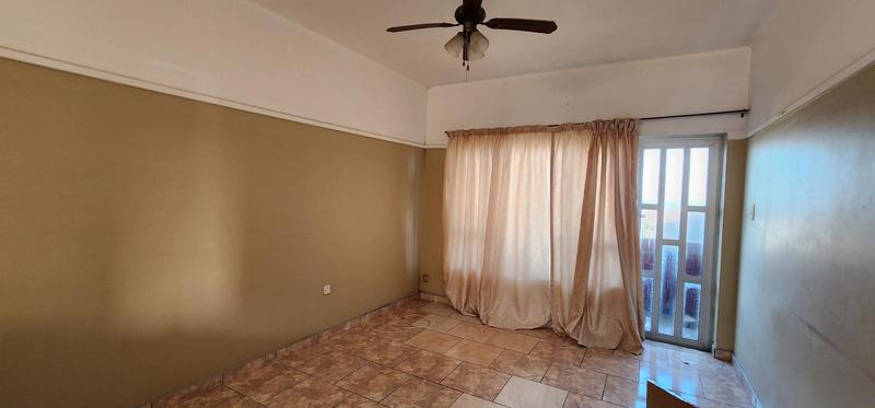 2 Bedroom Property for Sale in Umkomaas KwaZulu-Natal