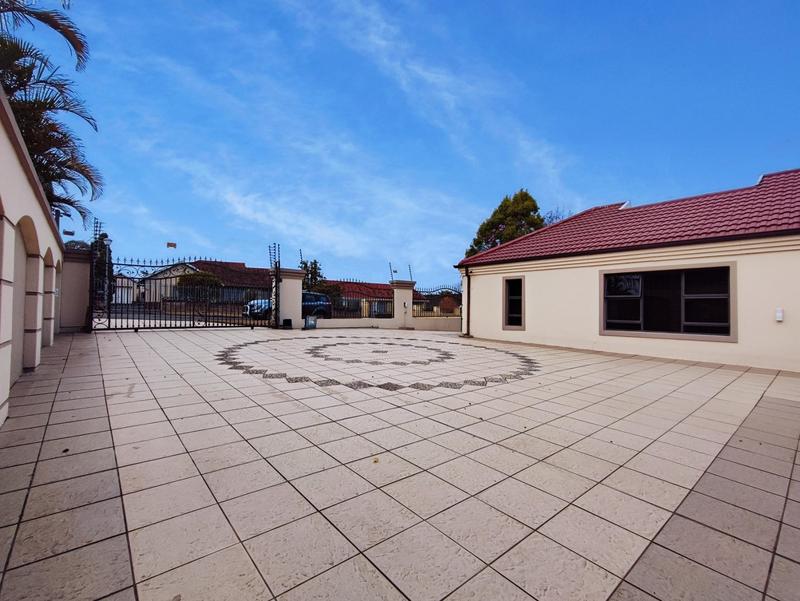 5 Bedroom Property for Sale in Hayfields KwaZulu-Natal