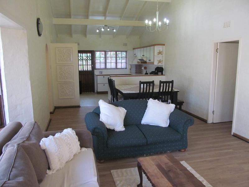 3 Bedroom Property for Sale in Umtentweni KwaZulu-Natal