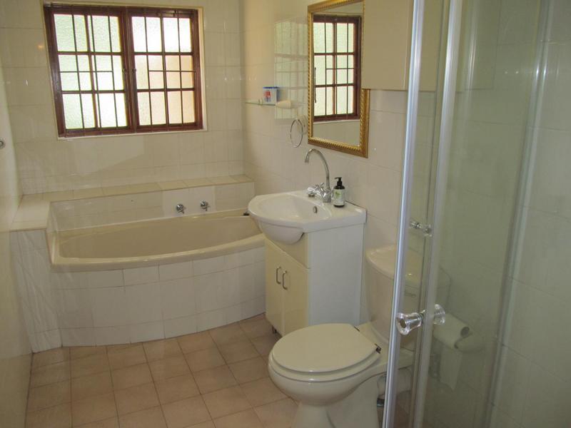 3 Bedroom Property for Sale in Umtentweni KwaZulu-Natal