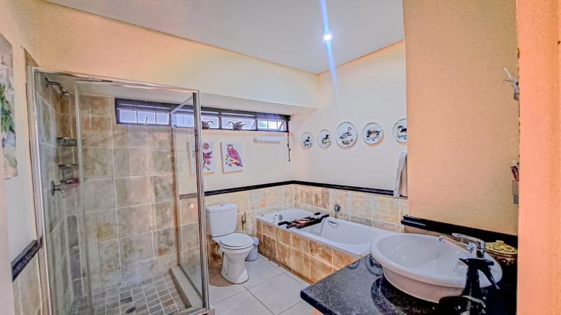 4 Bedroom Property for Sale in Chiltern Hills KwaZulu-Natal