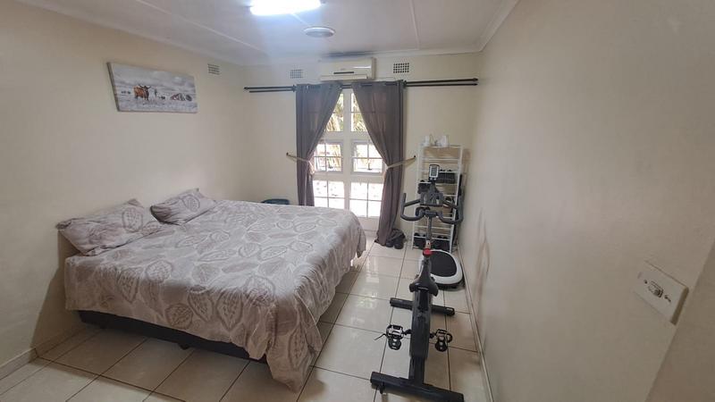 To Let 2 Bedroom Property for Rent in Sherwood KwaZulu-Natal