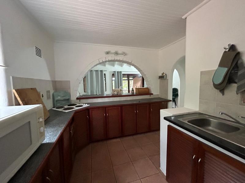 To Let 2 Bedroom Property for Rent in Port Edward KwaZulu-Natal