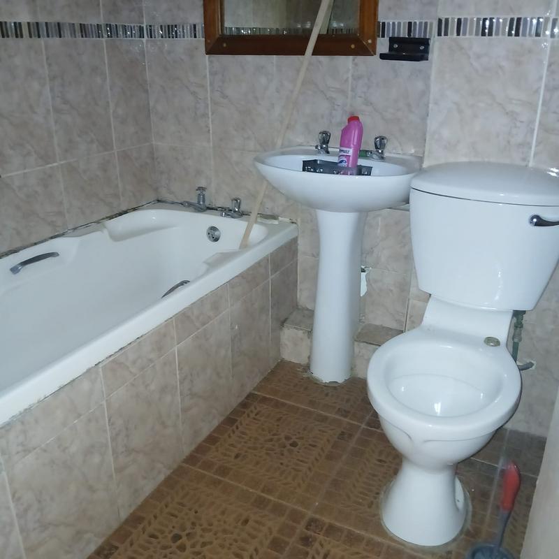 To Let 3 Bedroom Property for Rent in Woodhaven KwaZulu-Natal