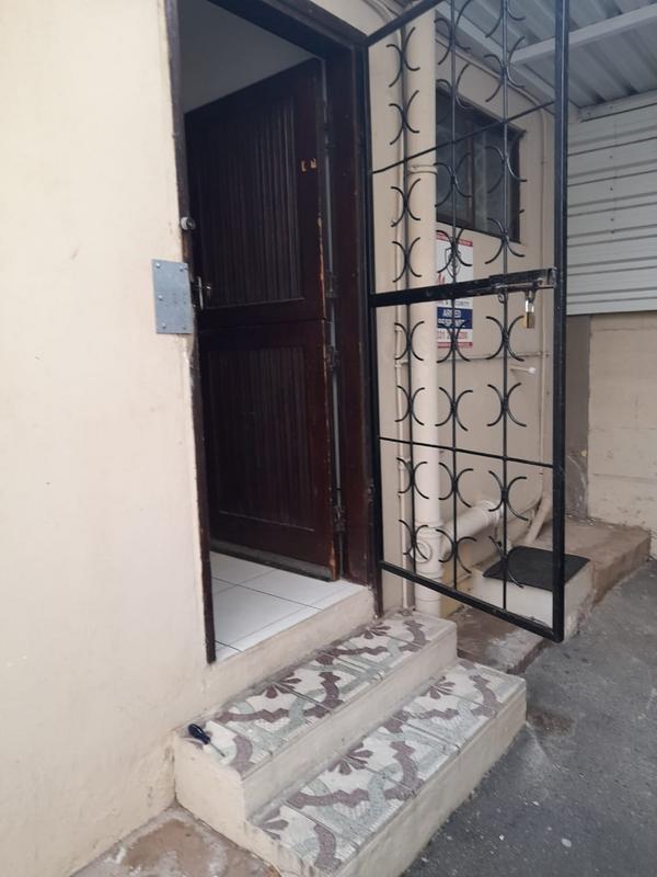 To Let 2 Bedroom Property for Rent in Chatsworth KwaZulu-Natal