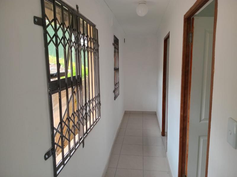 To Let 2 Bedroom Property for Rent in Pinetown KwaZulu-Natal