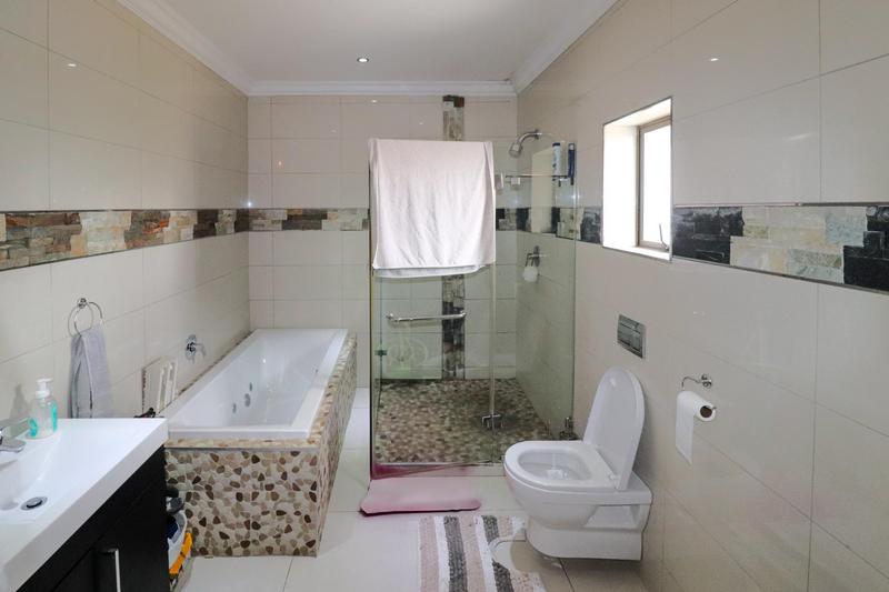 4 Bedroom Property for Sale in Ballito KwaZulu-Natal