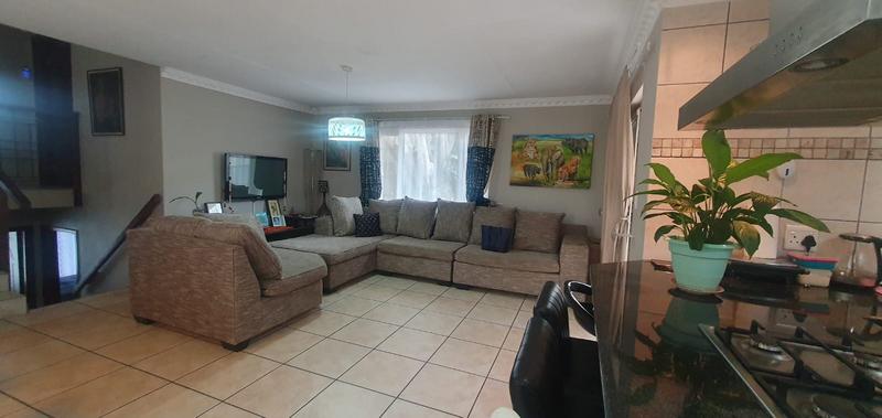 4 Bedroom Property for Sale in Amanzimtoti KwaZulu-Natal