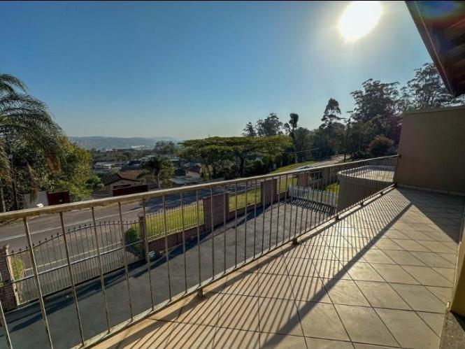 7 Bedroom Property for Sale in Moseley Park KwaZulu-Natal