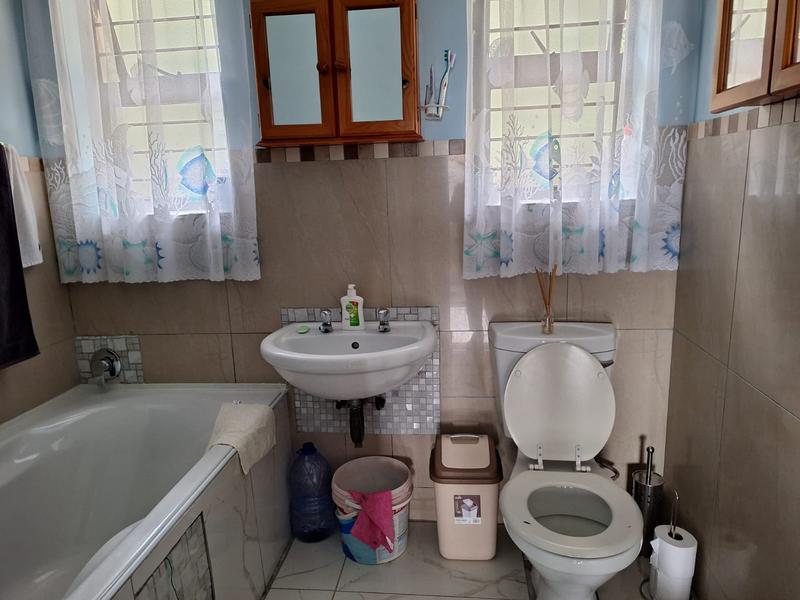 2 Bedroom Property for Sale in Umkomaas KwaZulu-Natal