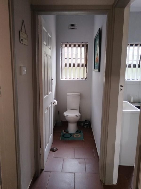 2 Bedroom Property for Sale in Umkomaas KwaZulu-Natal