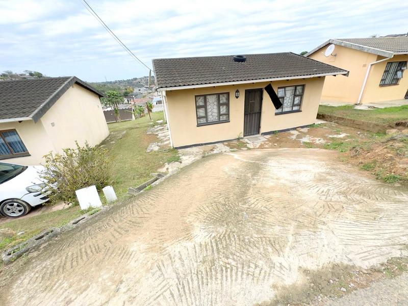 2 Bedroom Property for Sale in Umlazi KwaZulu-Natal