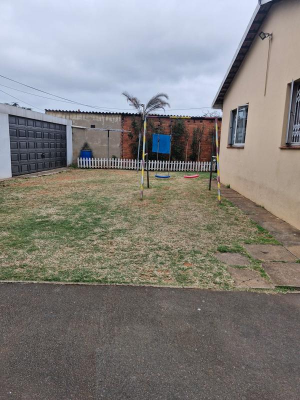 4 Bedroom Property for Sale in Grosvenor KwaZulu-Natal