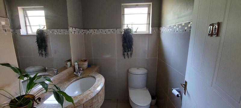 5 Bedroom Property for Sale in Wembley KwaZulu-Natal