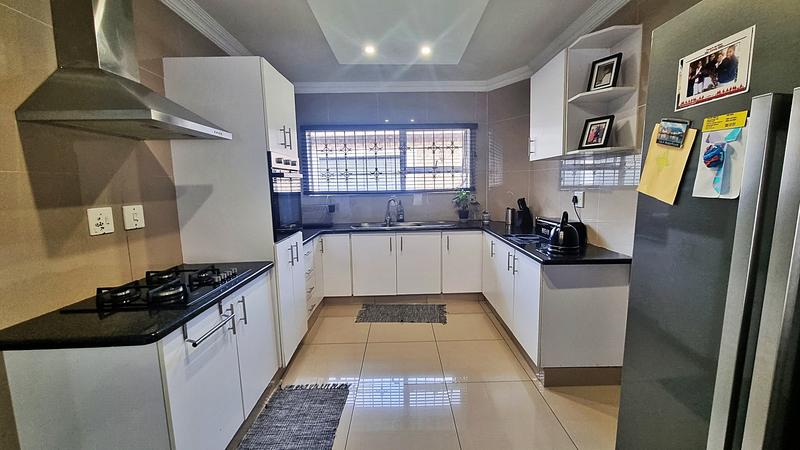 3 Bedroom Property for Sale in Morningside KwaZulu-Natal