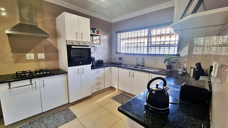 3 Bedroom Property for Sale in Morningside KwaZulu-Natal