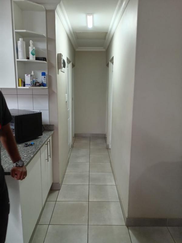 To Let 3 Bedroom Property for Rent in Bluff KwaZulu-Natal