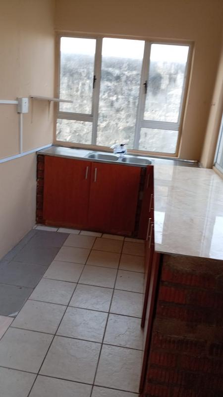 To Let 2 Bedroom Property for Rent in Bluff KwaZulu-Natal