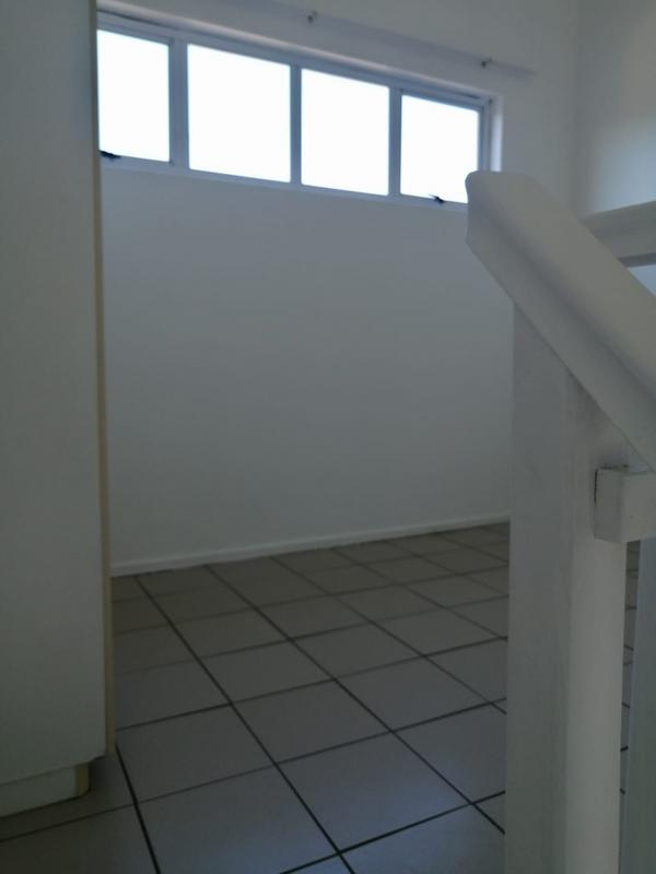 To Let 1 Bedroom Property for Rent in Morningside KwaZulu-Natal