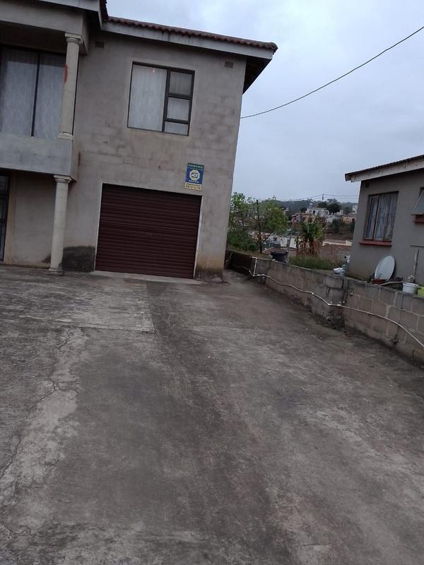 4 Bedroom Property for Sale in Parkgate KwaZulu-Natal