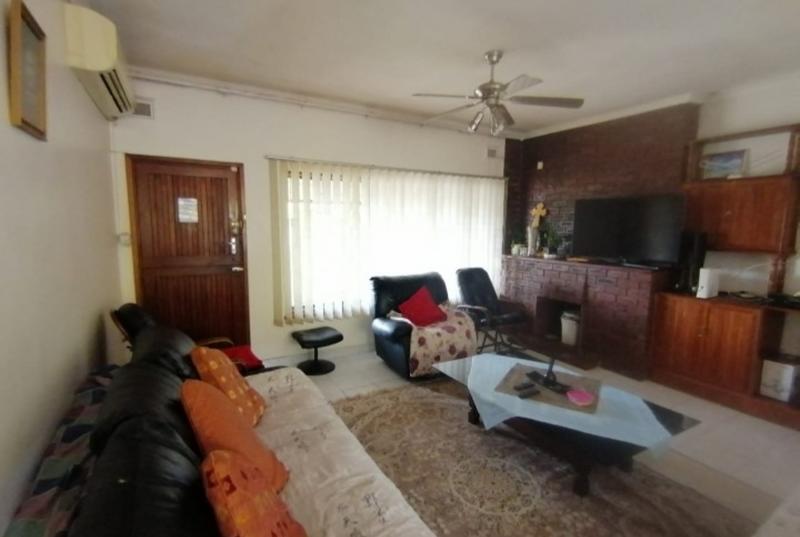 5 Bedroom Property for Sale in Kharwastan KwaZulu-Natal